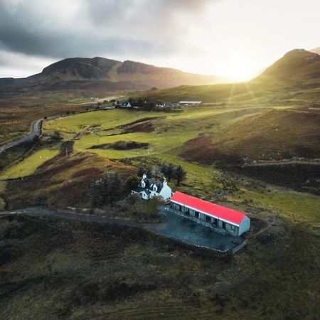 Skye Stays Staffin Eksteriør bilde